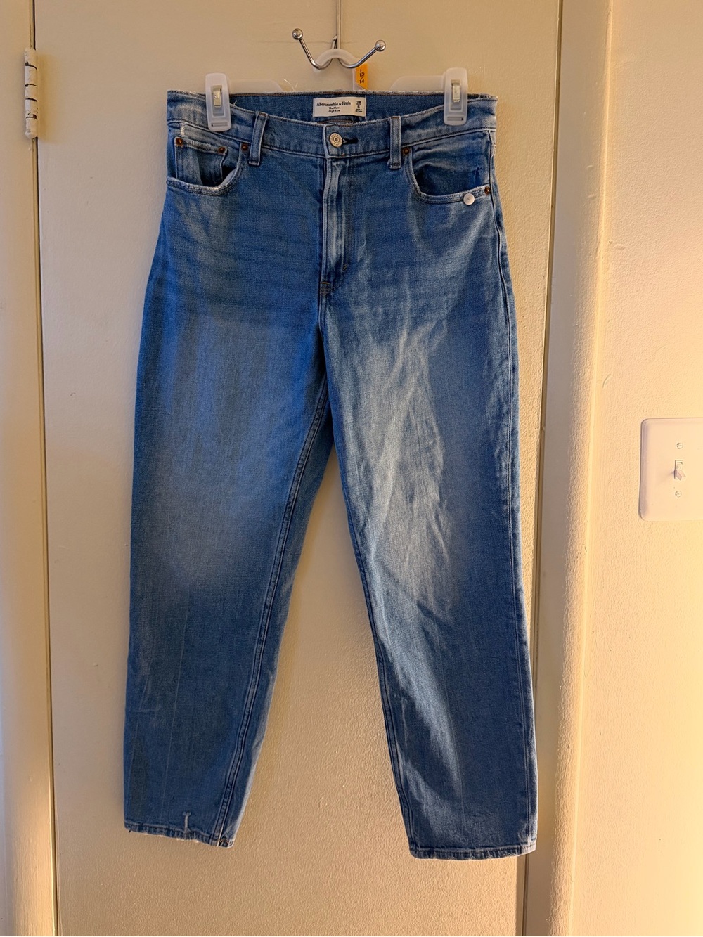 Abercrombie & Fitch The Mom High Rise Blue Denim Jeans